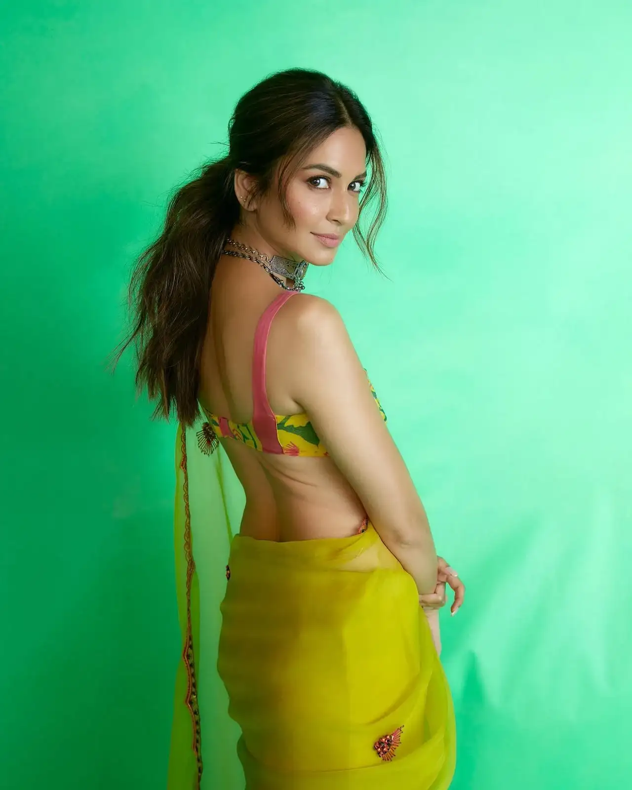 Indian Actress Kriti Kharbanda in Traditional Green Saree
